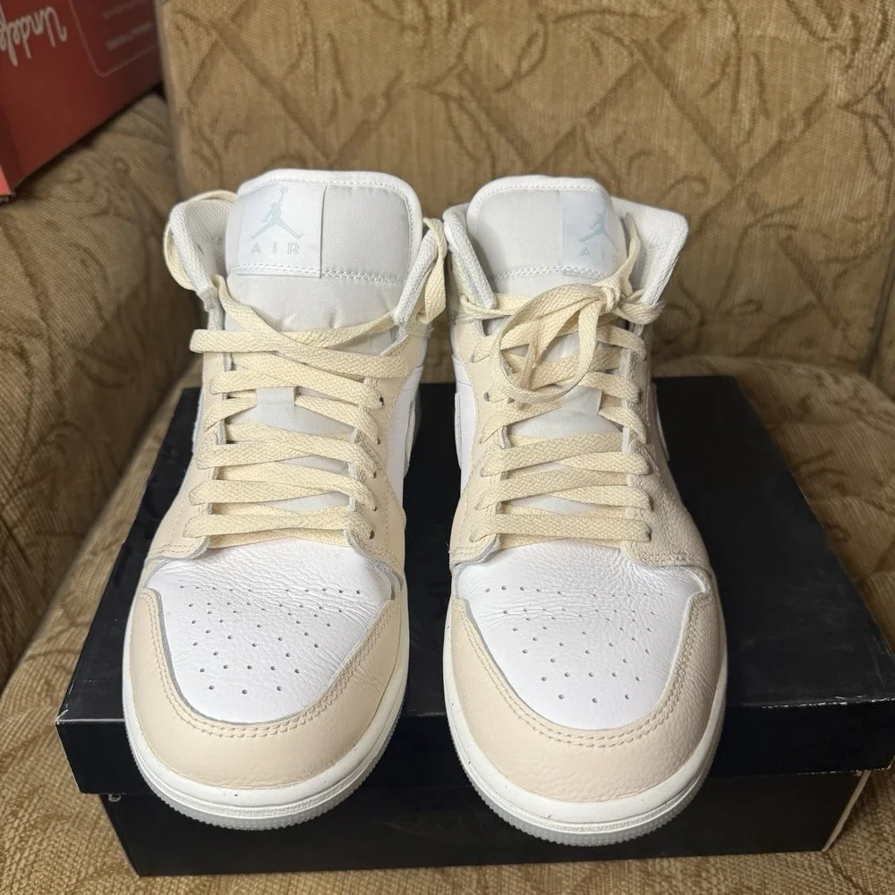 Air Jordan 1 Mid SE Men's White/Guava Ice-Sea Glass HJ6654-100 Size 8.5 With Box